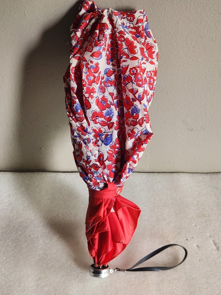 Floral Pattern Women's Folding Compact Umbrella • Blue, White, & Red Colored