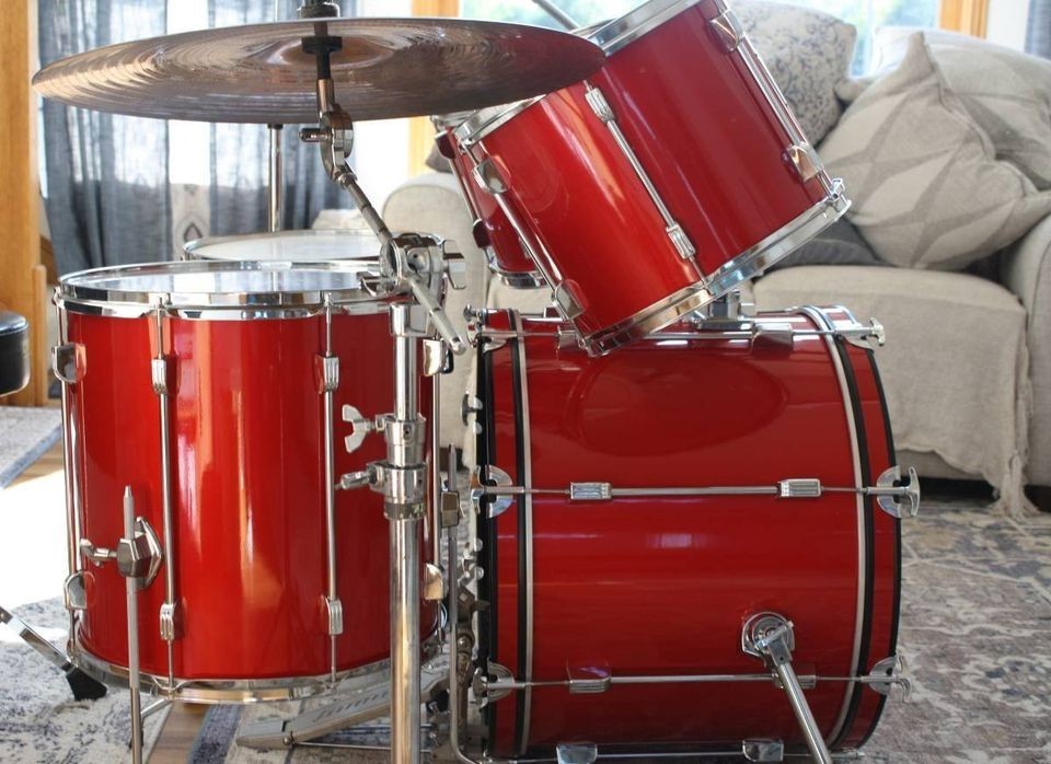 Red Ludwig Rocker Vintage shell pack excellent condition