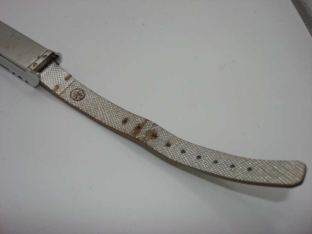 TORY BURCH FITBIT FLEX METALIC LEATHER BRACELET!