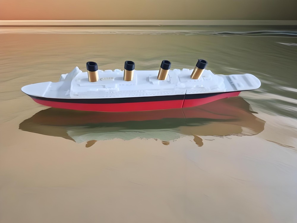 Titanic 3D printed model detachable