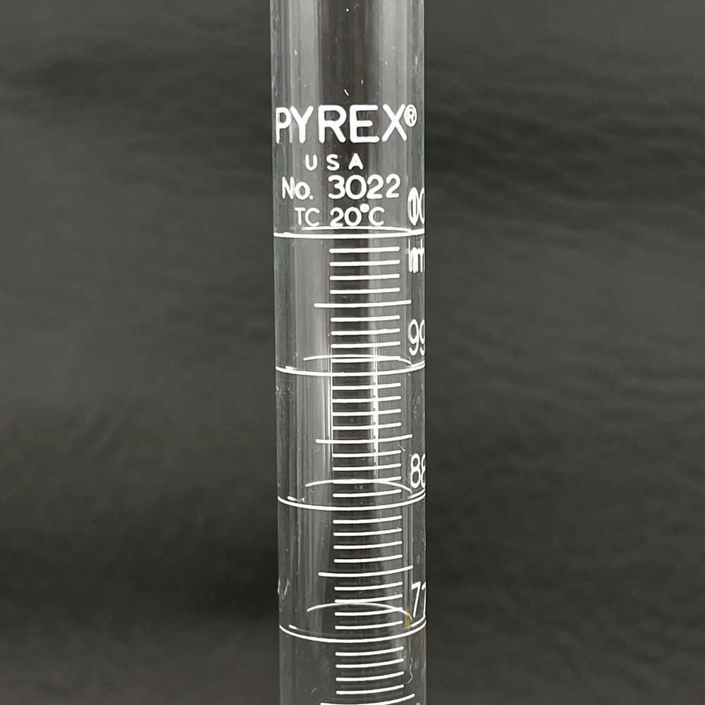 pyrex no. 3020 10ml graduated cylinder hex base pour spout