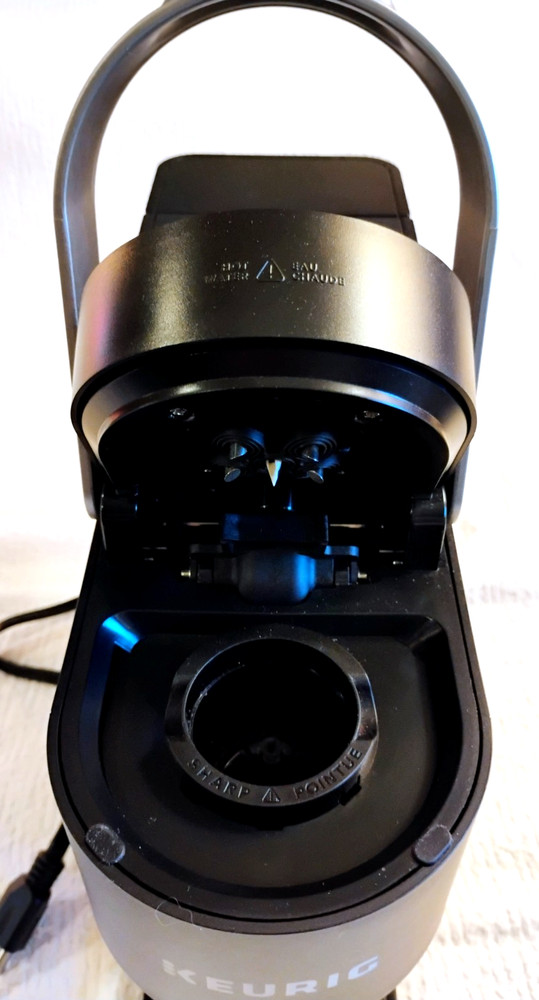 🟤 Keurig K-Slim Single Serve K-Cup Pod Coffee Maker - Simple Push Button EUC