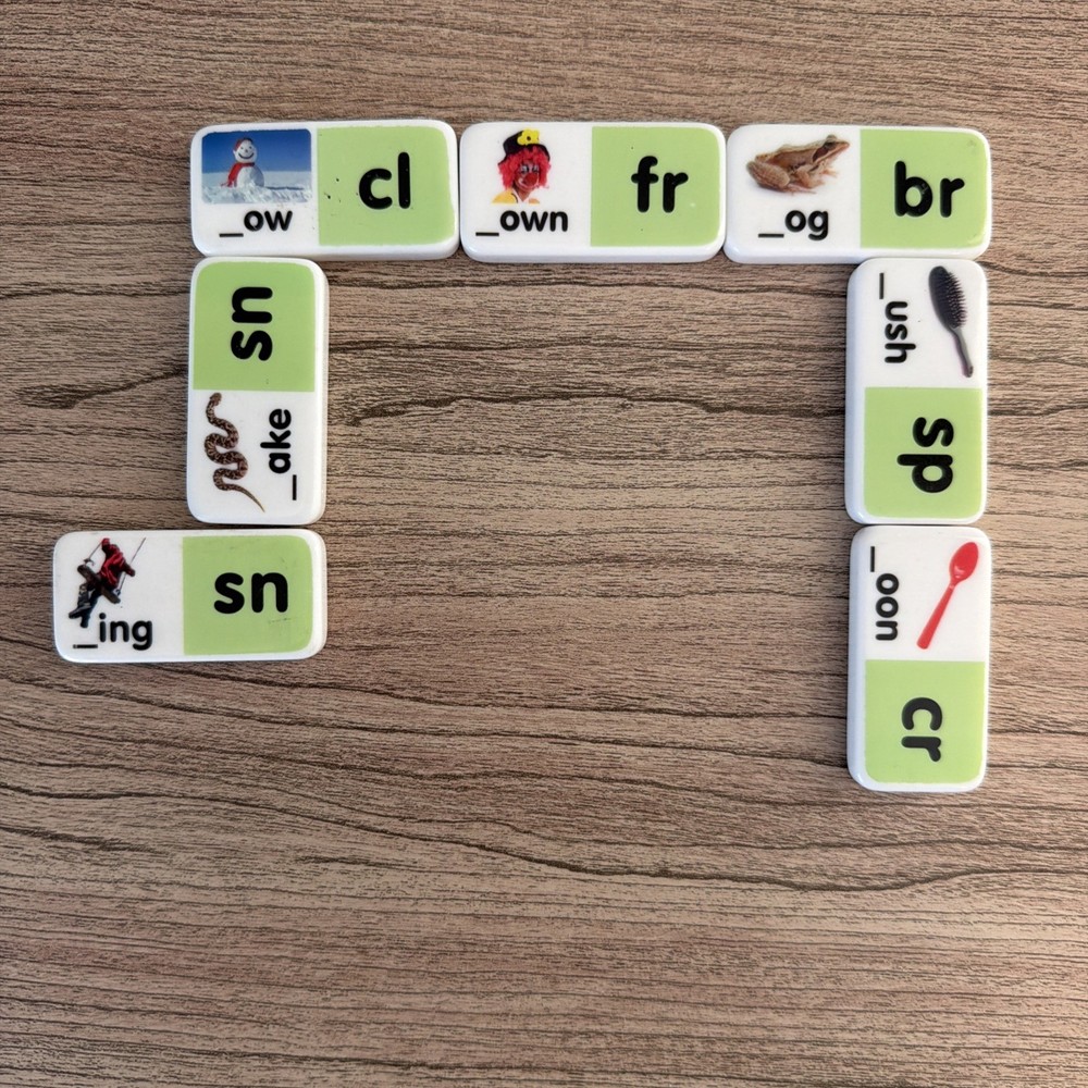 Blends Dominoes Phonics Blending Junior Learning 5+ Multi-Player 28 Pieces