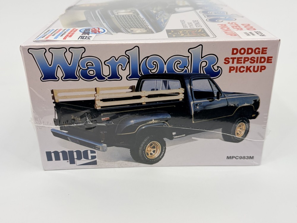 MPC Warlock 1977 Dodge Stepside Pickup Model Kit *Sealed* 1:25 Scale