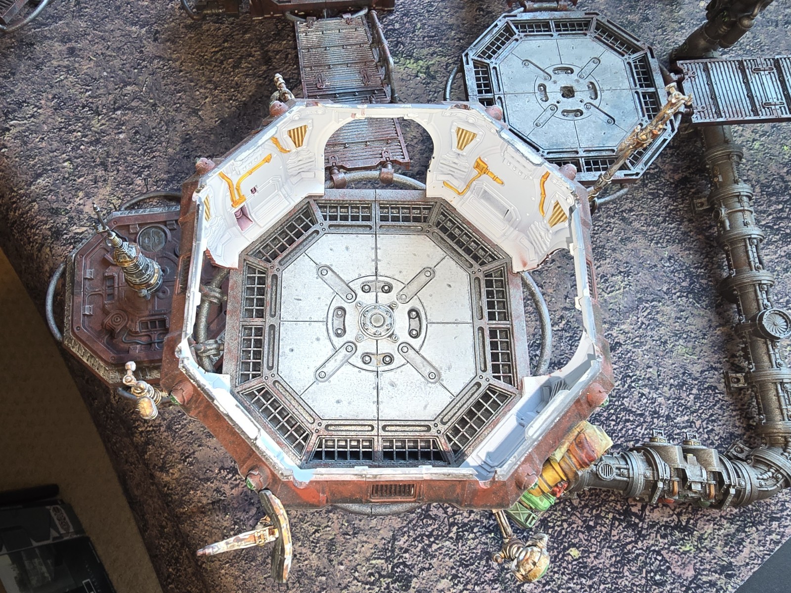 Warhammer 40k Terrain *Thatos Pattern/Promethium Pipelines*