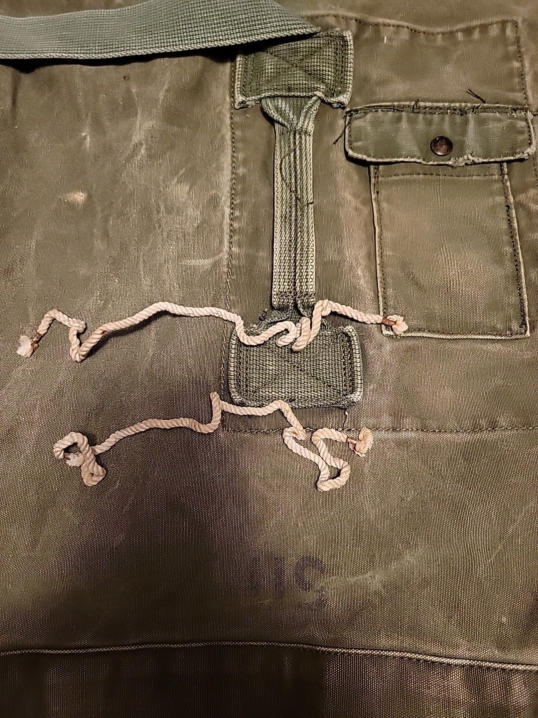 Vietnam War Era US Military OD Green Canvas Duck Duffle Duffel Bag Rucksack Vtg