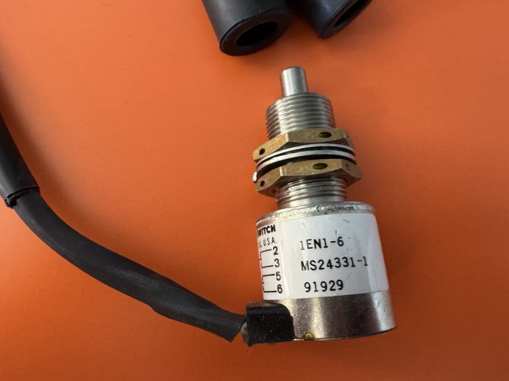 Honeywell Micro Switch 28VDC 4A 1EN1-6 MS24331-1