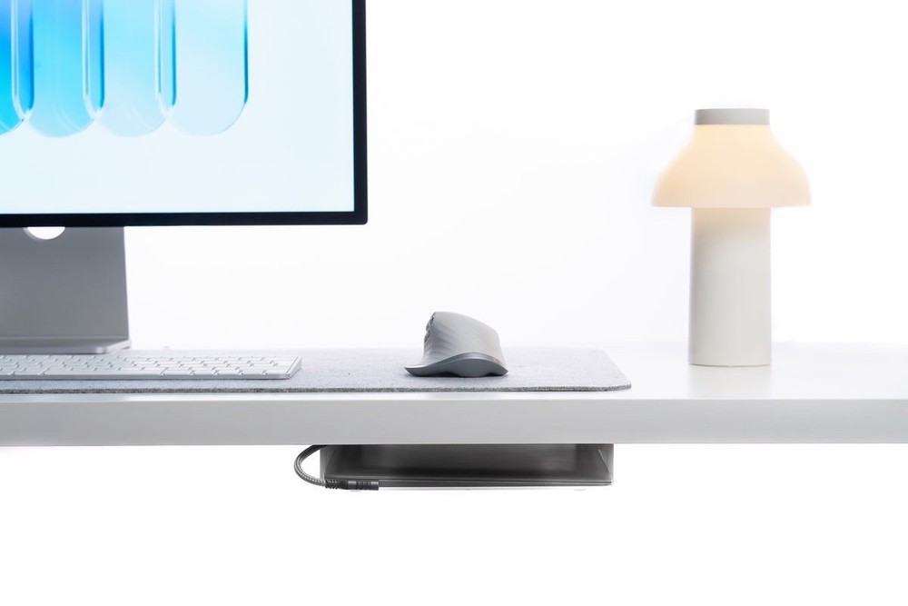 Tidy Desk Invisible Laptop Dock