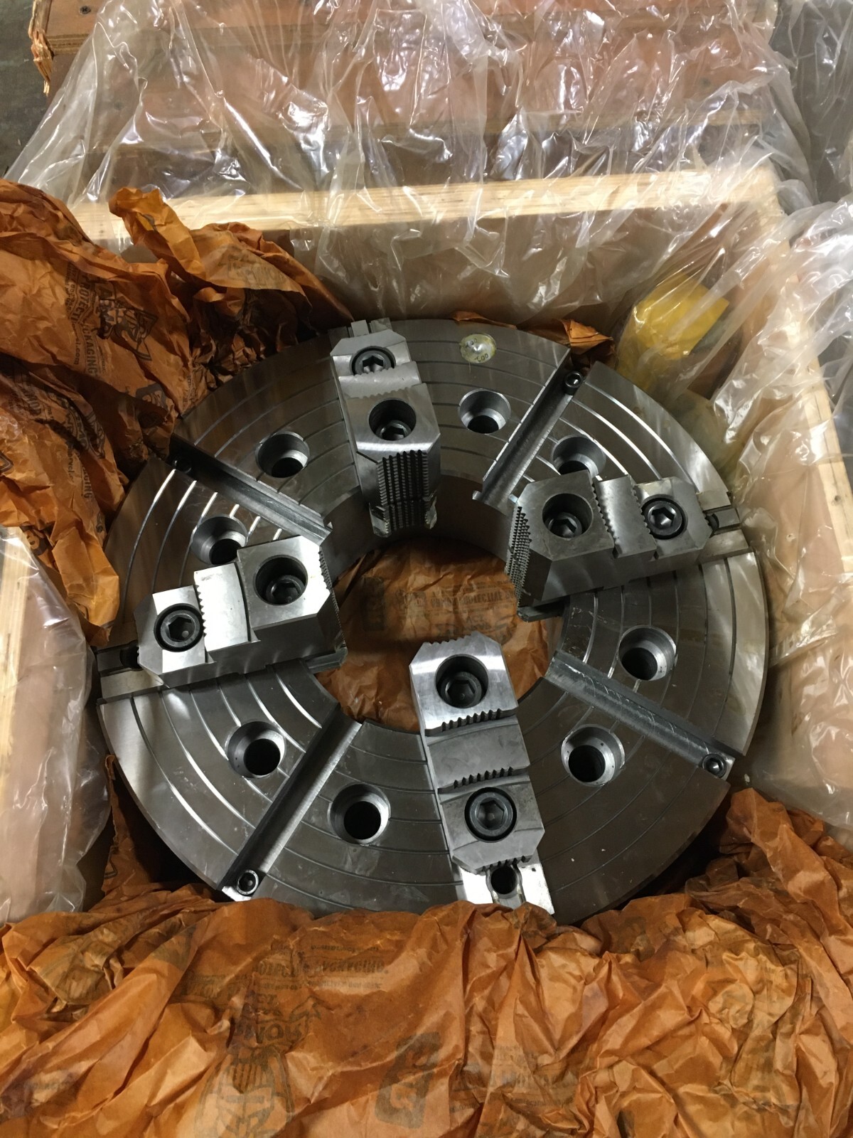 Cushman 20" 4-Jaw Independent Lathe Chuck, A15 Mount, 8" Thru Hole