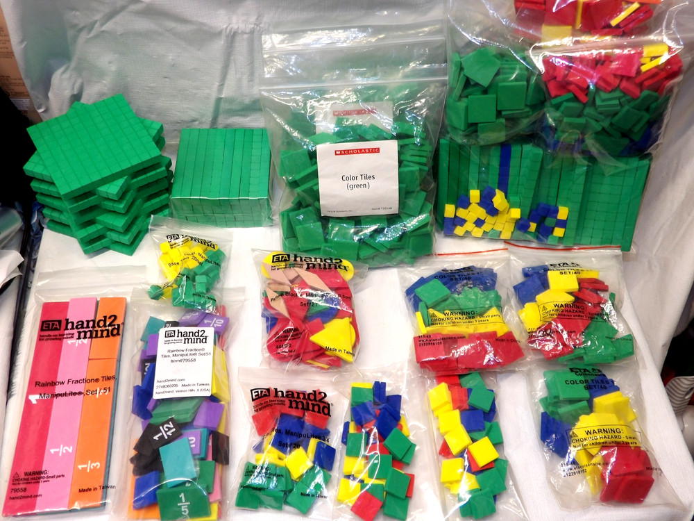 Math Manipulatives• Foam• 1700+ Pcs.• Various Math Sets w/ Extra Pieces!•