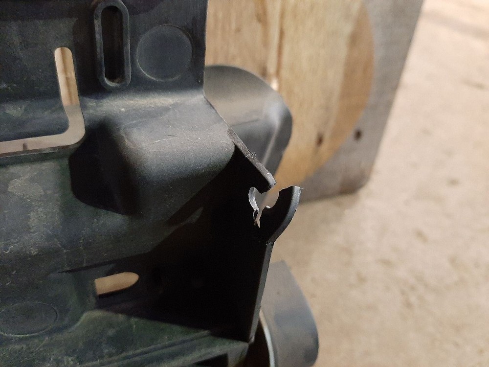 MKZ 2015 Air Shutter 868240