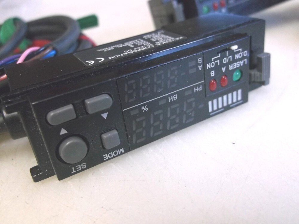 Keyence LV-21AP Digital Laser Sensor Amplifier (Pair)