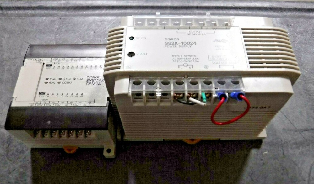 Omron S82K-10024 Power Supply + SYSMAC CPM1A Micro Programmable Logic Controller
