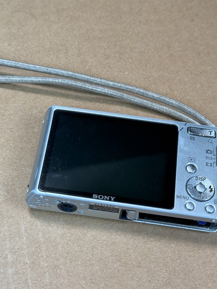 Sony Cybershot DSC-W530 Digital Compact Camera Works READ!