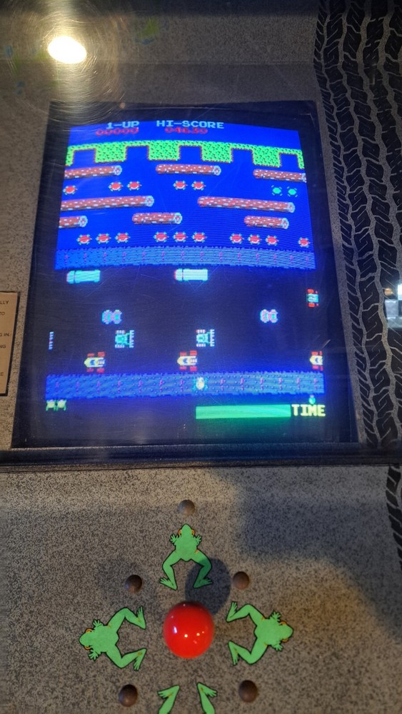 FROGGER ARCADE MACHINE by SEGA 1981 (Excellent Condition) *RARE*