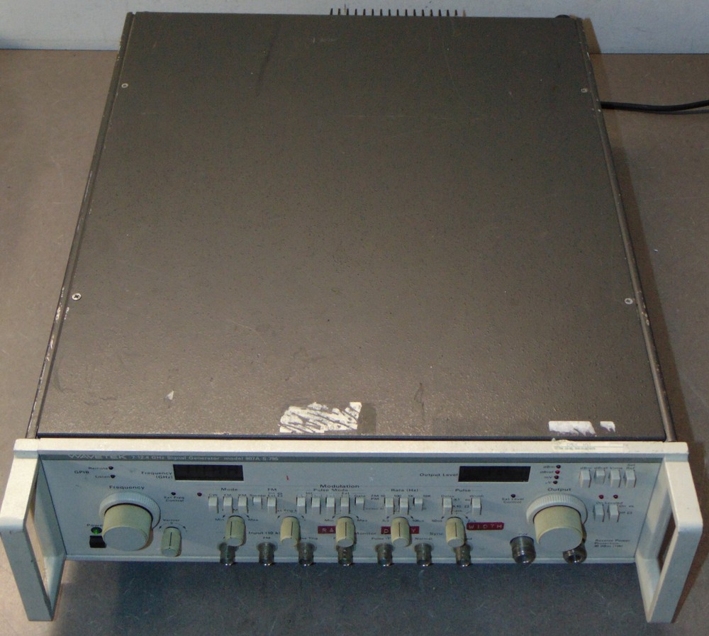 WaveTek 907A Signal Generator 7-12.4GHz