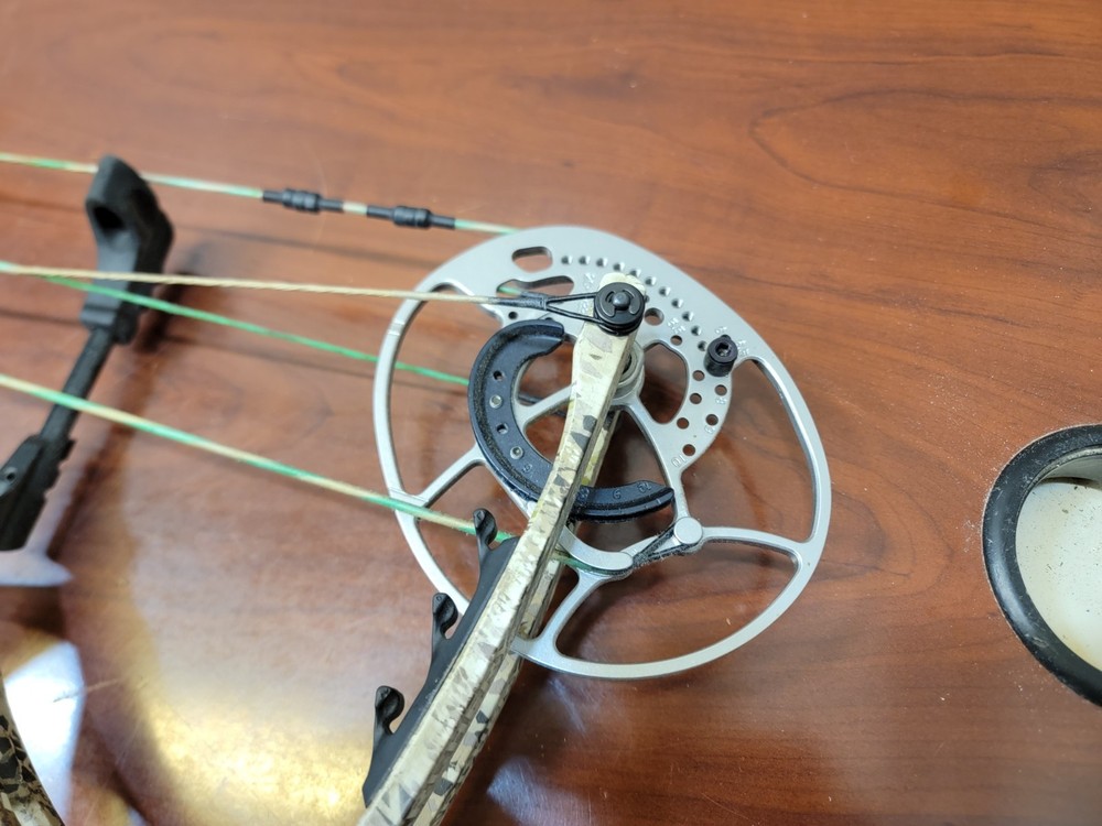 Bear Kuma 33 Compound Bow RH, 27" 55lb Draw