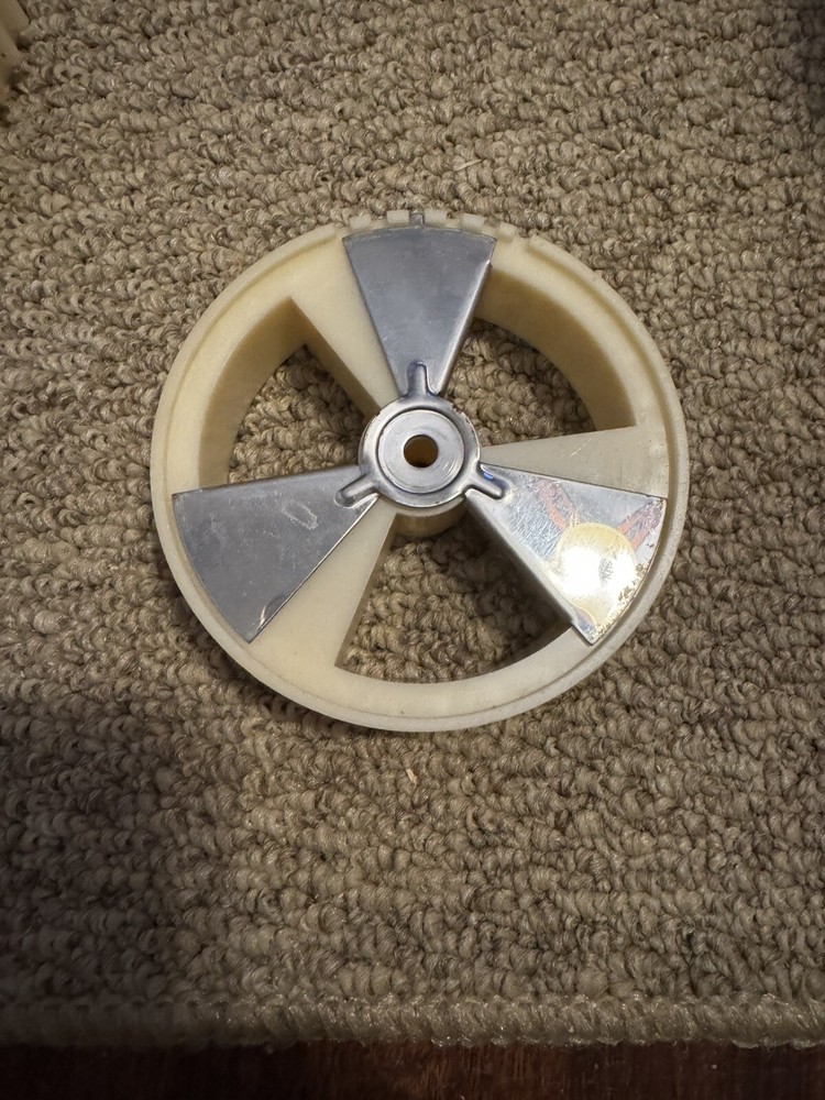 Northwestern Super 60 Adjustable Candy  Wheel & Divider