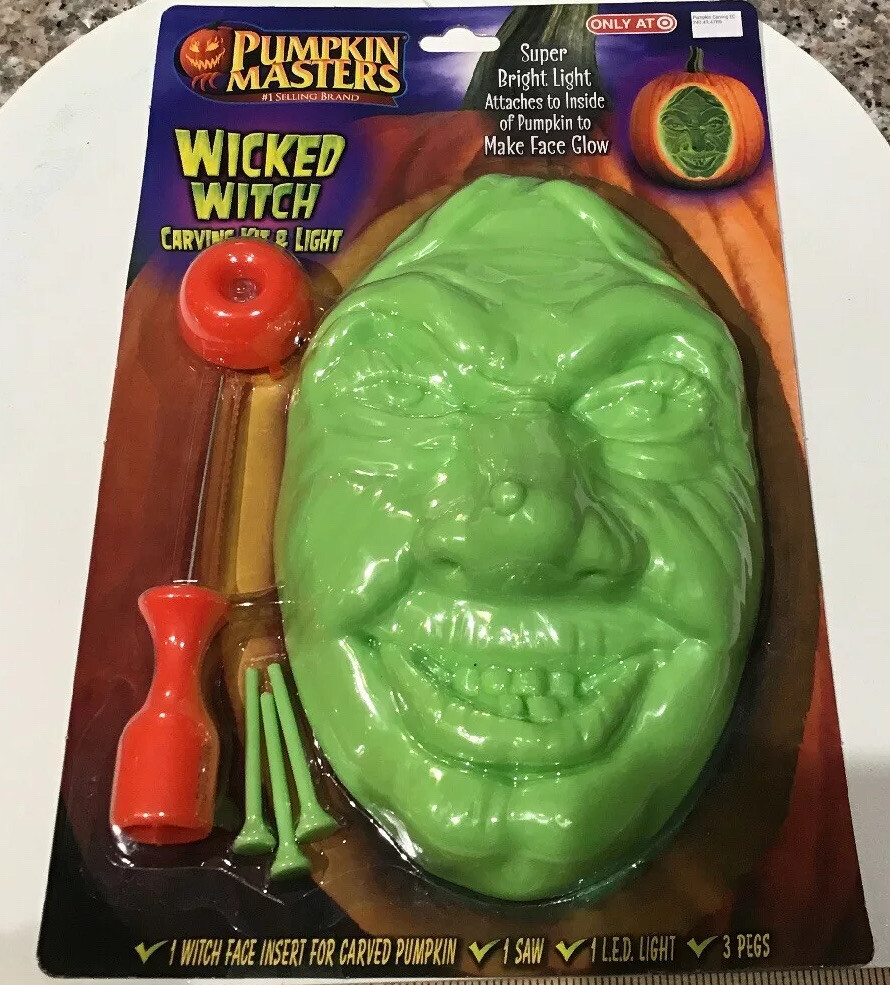 PUMPKIN MASTERS WICKED WITCH CARVING KIT w Light FACE INSERT CARVED Halloween