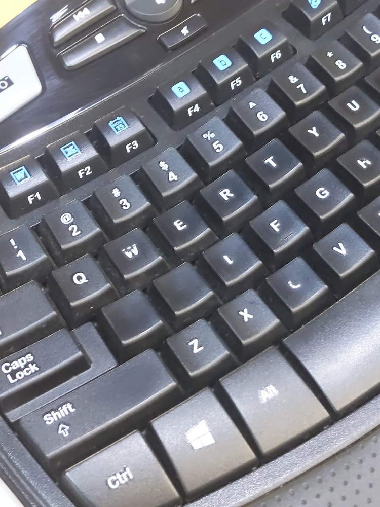 Logitech Wireless Wave Keyboard K350 & Mouse Set + M310 Mouse + USB Dongle D