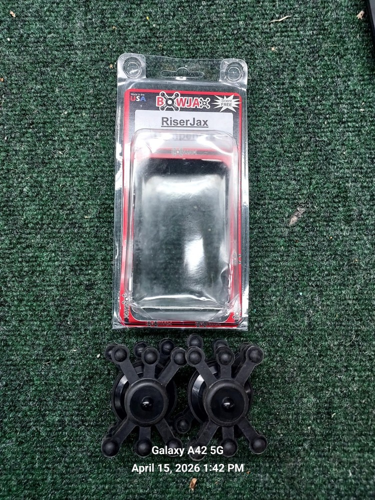 Bowjax RiserJax Dampeners Black Archery Vibration Reduction Accessory