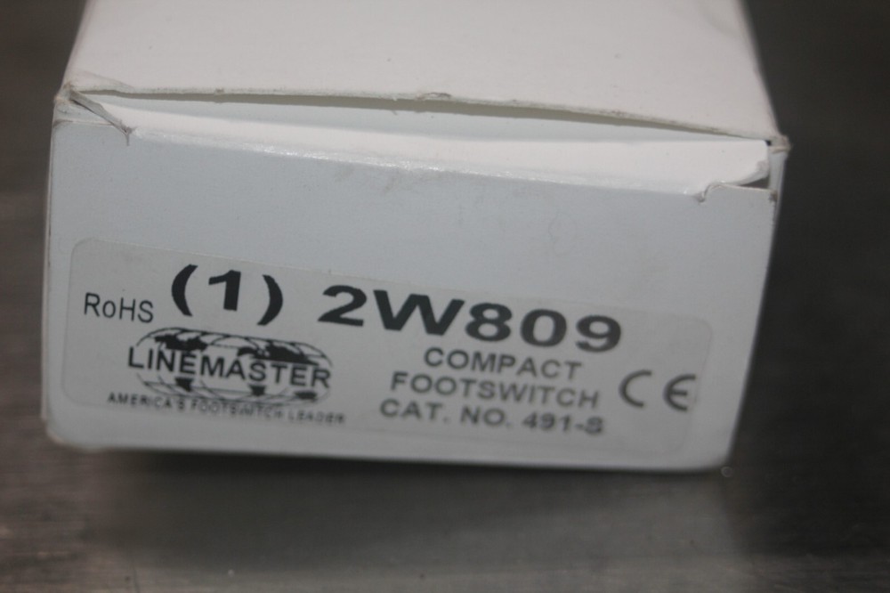 Line master Compact Foot Switch 491-S