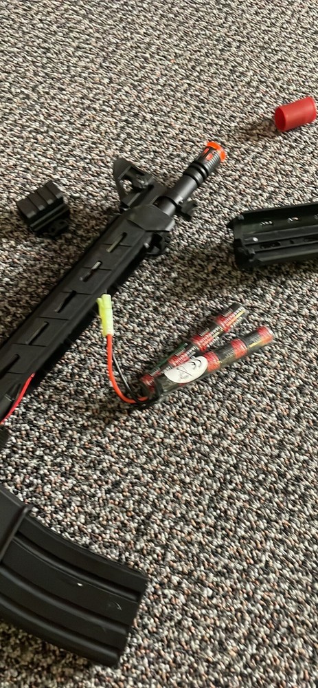 Airsoft Gun