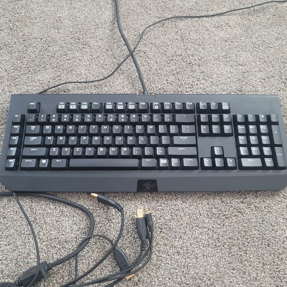Razer BLACKWIDOW keyboard and DEATHADDER mouse bundle (2014 2013)