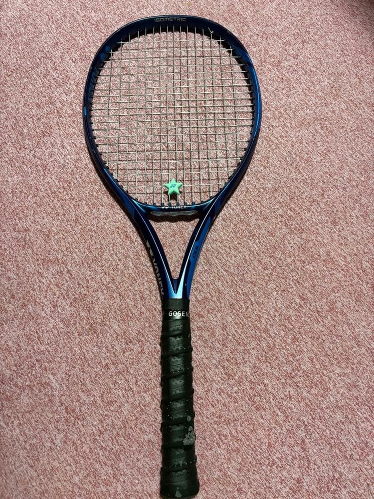 YONEX ISOMETRIC EZONE 100 G3