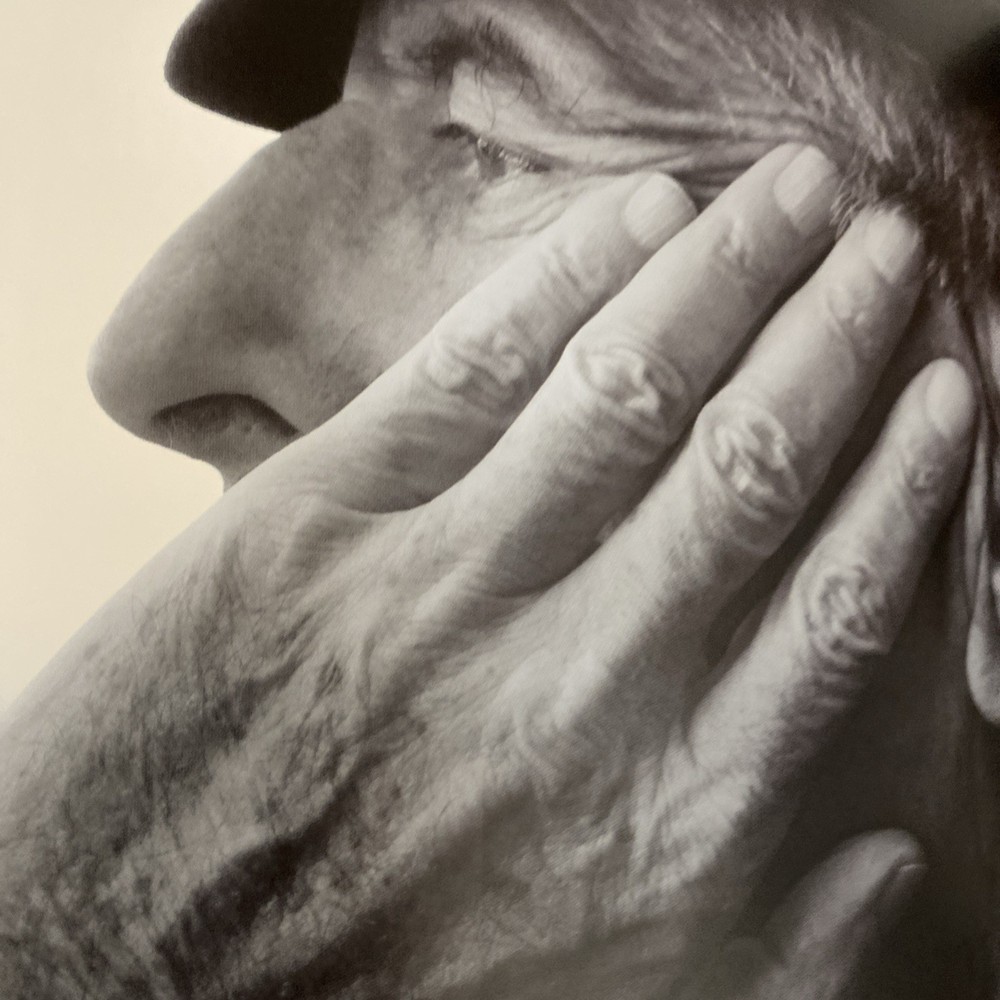 Leonard Cohen Official 2009 Tour Program And Postcard Set