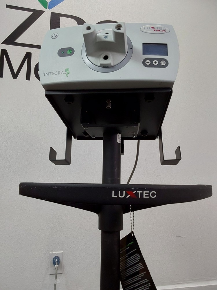 Integra Luxtec MLX Light Source w/ Rolling Stand