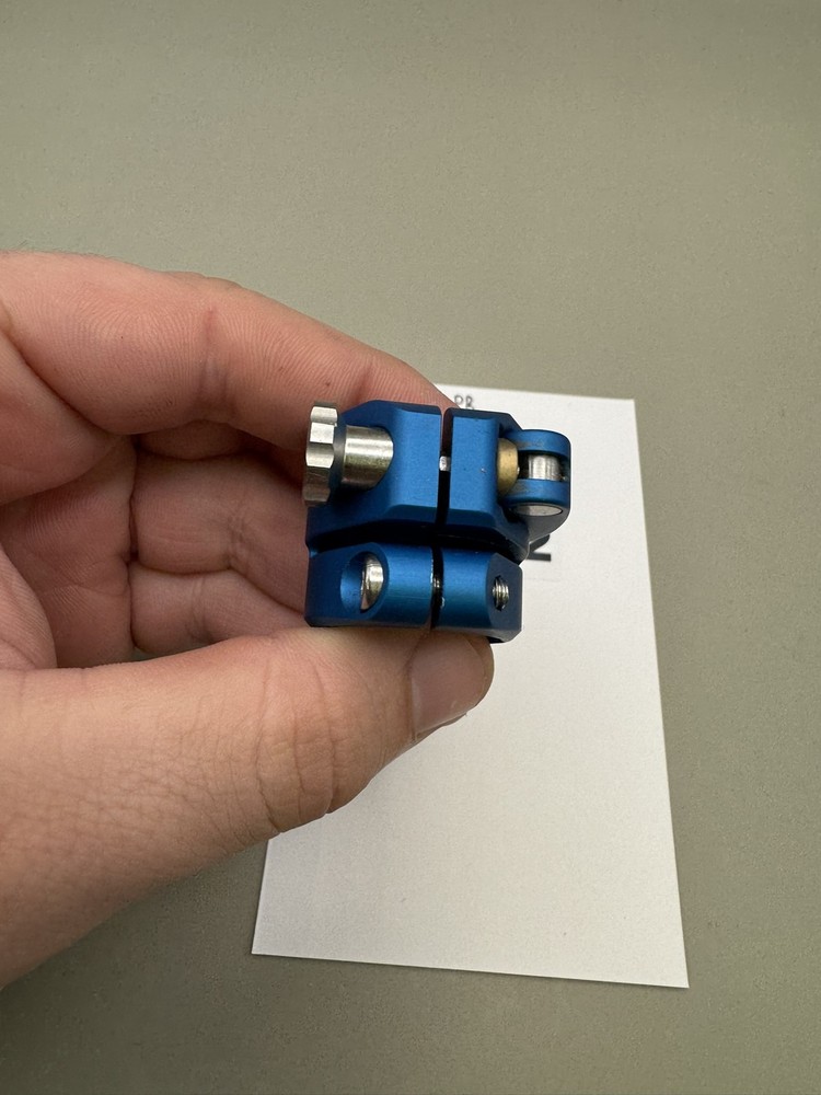 Field One PB V1 Force Feedneck Blue