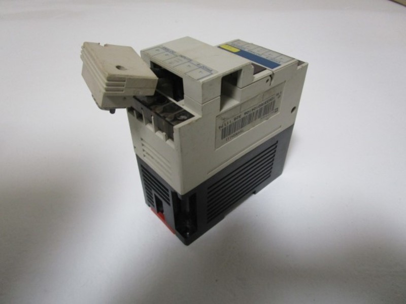 TELEMECANIQUE ANALOG INPUT MODULE TSXAEG4111 UNMP