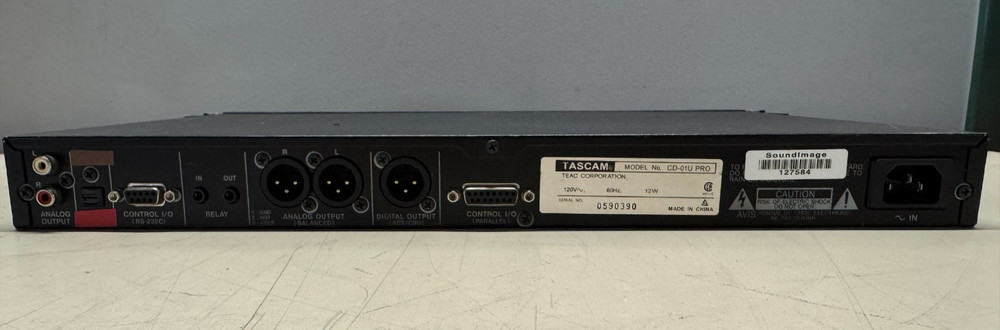 Tascam CD-01U PRO Rackspace CD Player