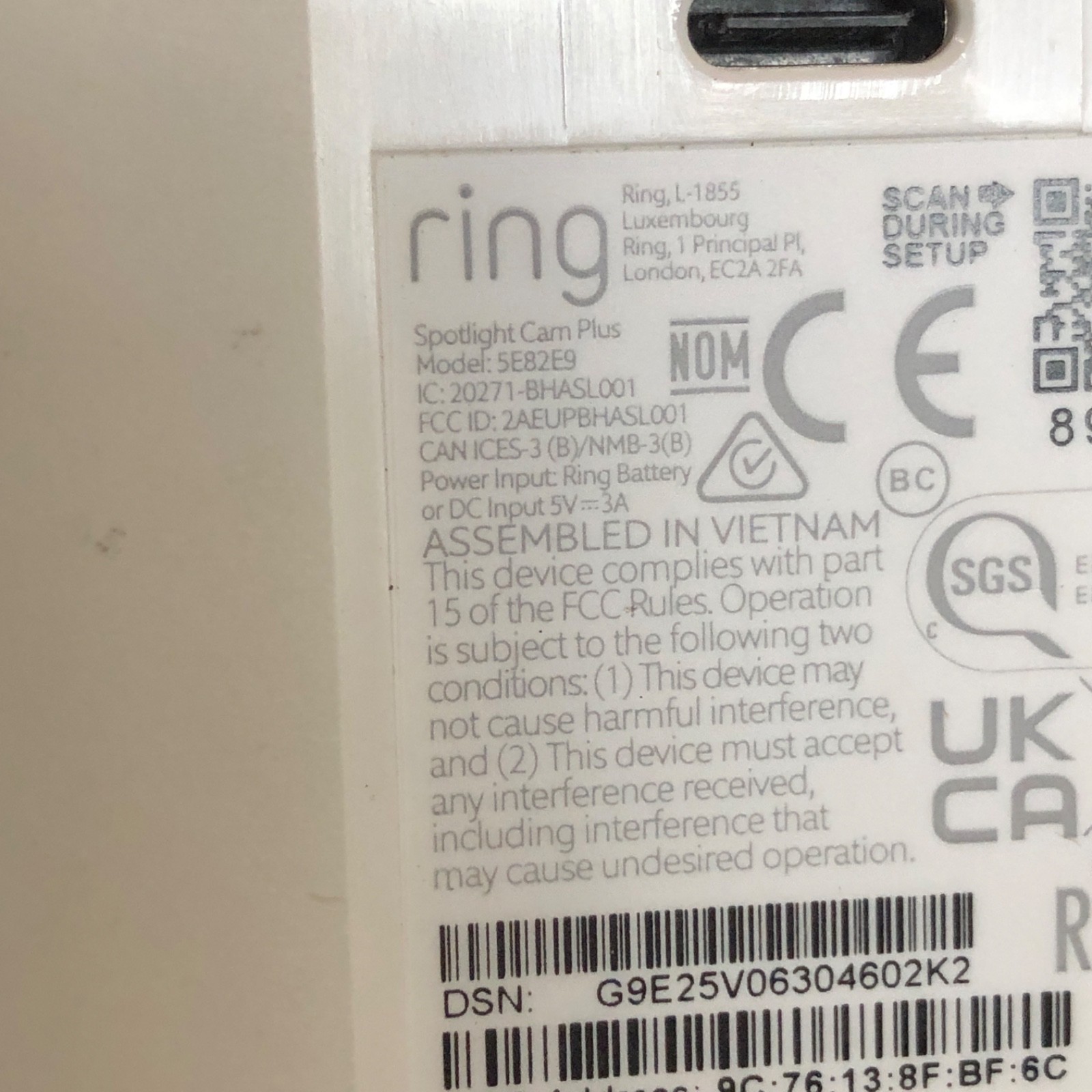 Ring - Spotlight Cam Plus Wireless 1080p Battery Camera - White NO MOUNT