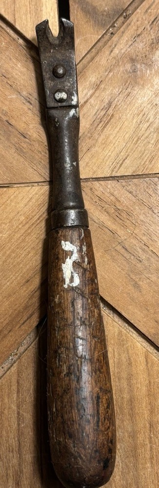Vintage Wood Handle Nail & Tack Puller