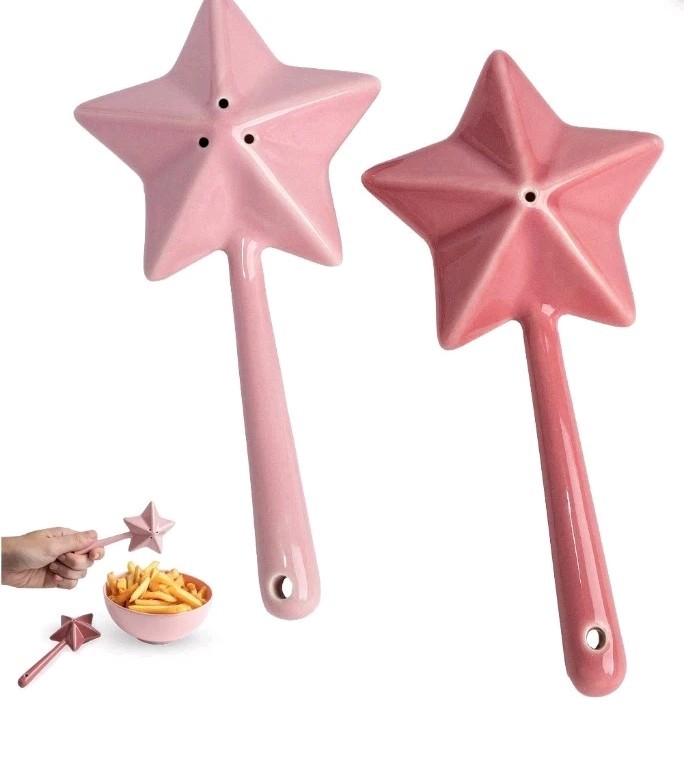 PARIS HILTON ~ STAR WAND ~ Ceramic ~ PINK SHADES ~ 5.75" Salt & Pepper Shakers