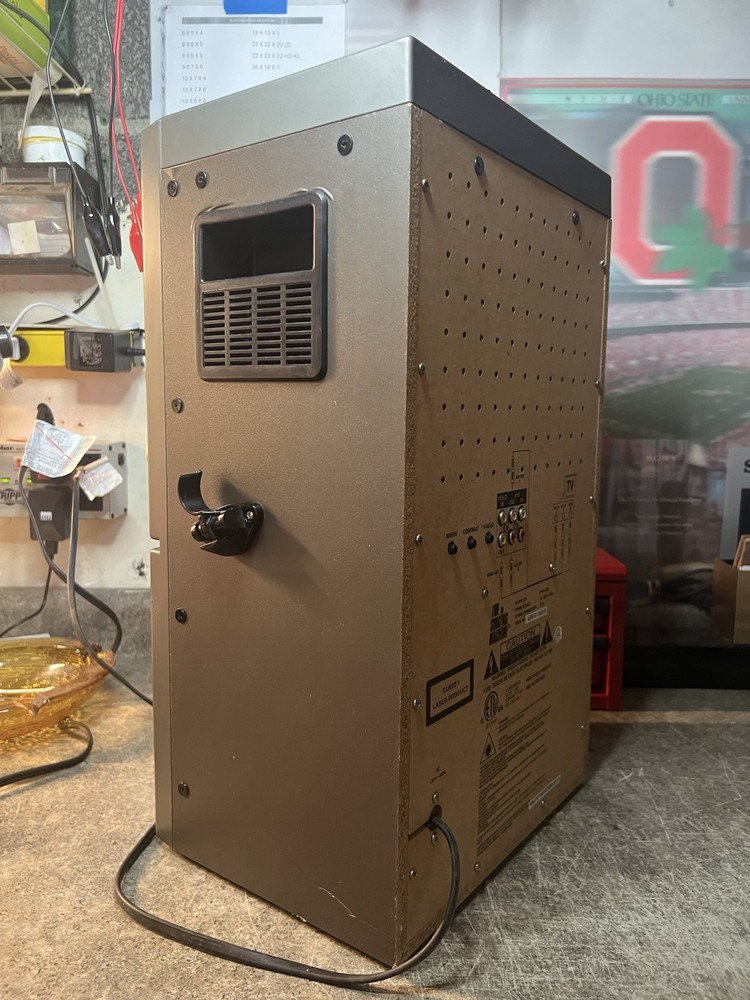 The Singing Machine Model: STVG-500. Karaoke Machine