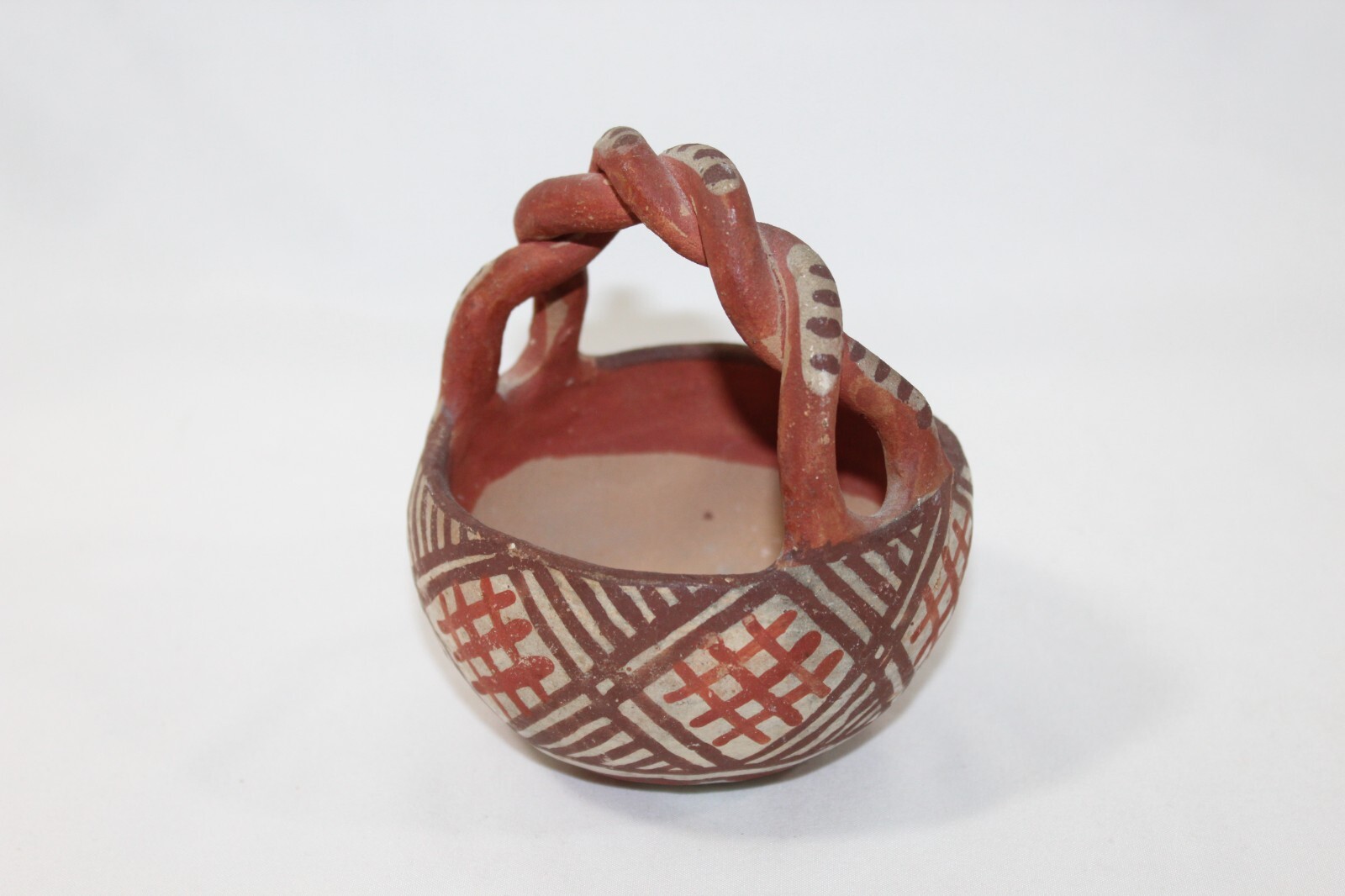 Antique Isleta Pueblo Pottery 4.5" Friendship Basket Bowl Olla Twisted Handle