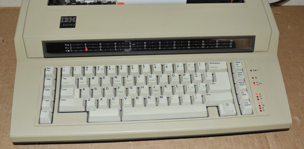 IBM Actionwriter 1 Typewriter Working Electronic Daisy Wheel