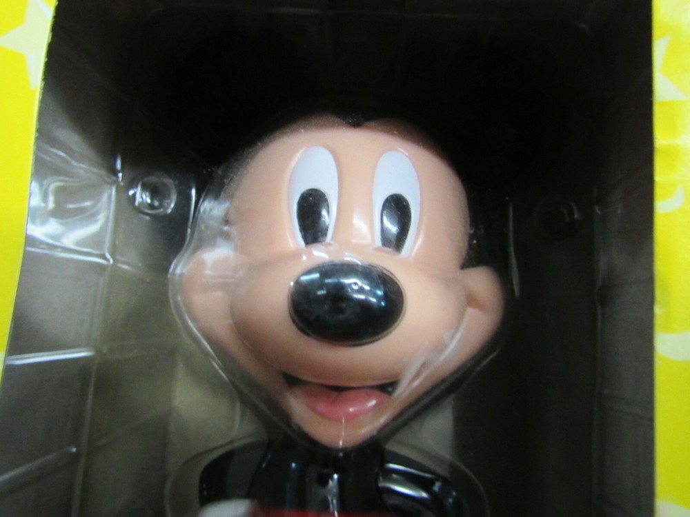 2002 Kellogg's Walt Disney World Mickey Mouse Bobble Head