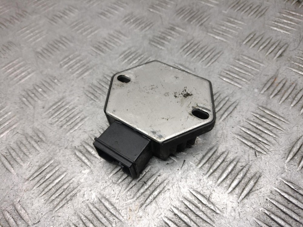 2007 HONDA SES 125 DYLAN SES 125-4 RECTIFIER REGULATOR