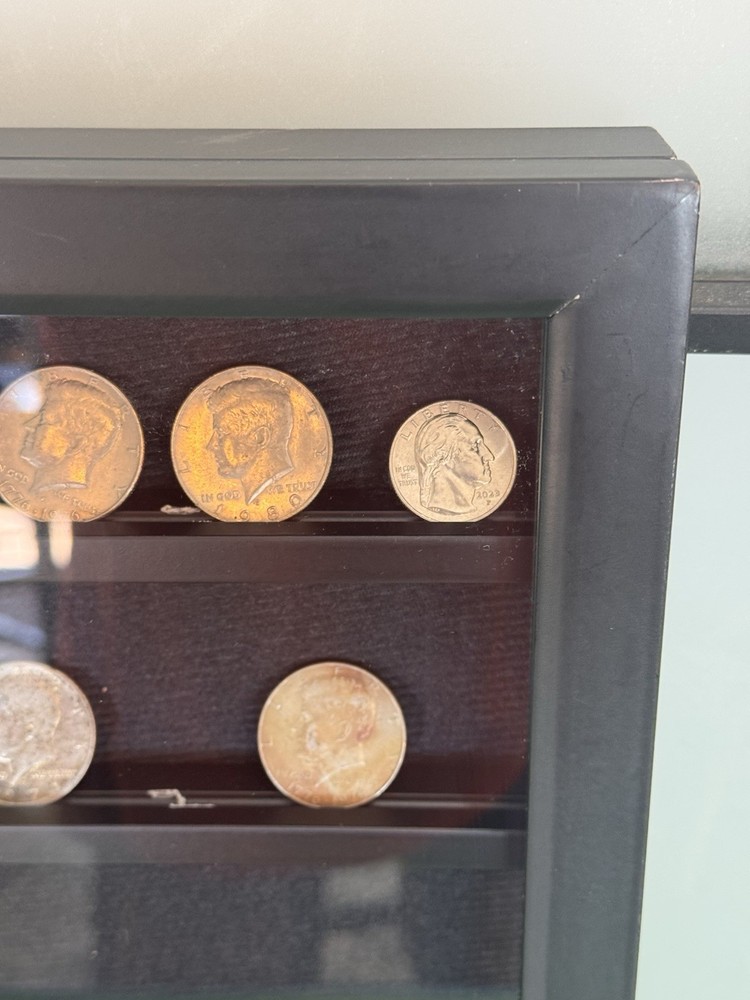 NEW Wall-Flat Display Presentation Box Case/Coins/collectable Golf Markers16”x9”