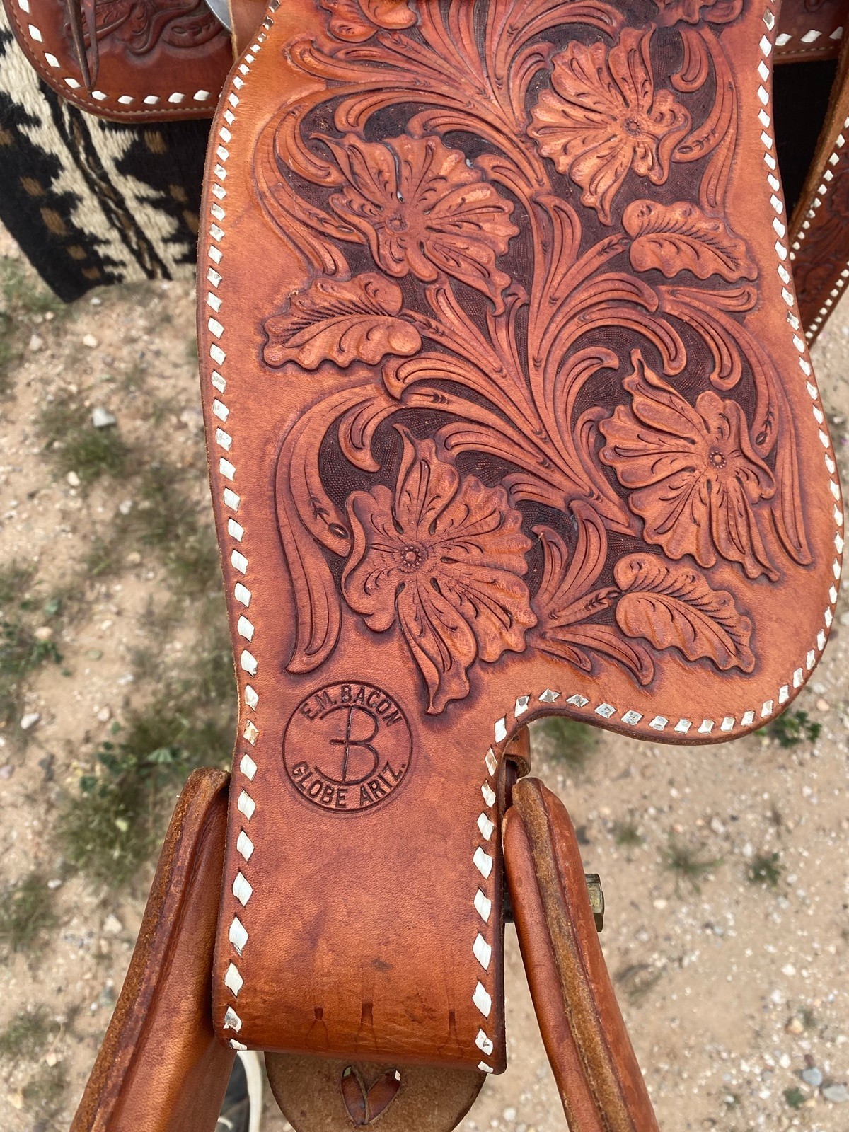 Old School Buck Stitched western saddle - Maker E Bacon Globe, AZ - TOP Quality!