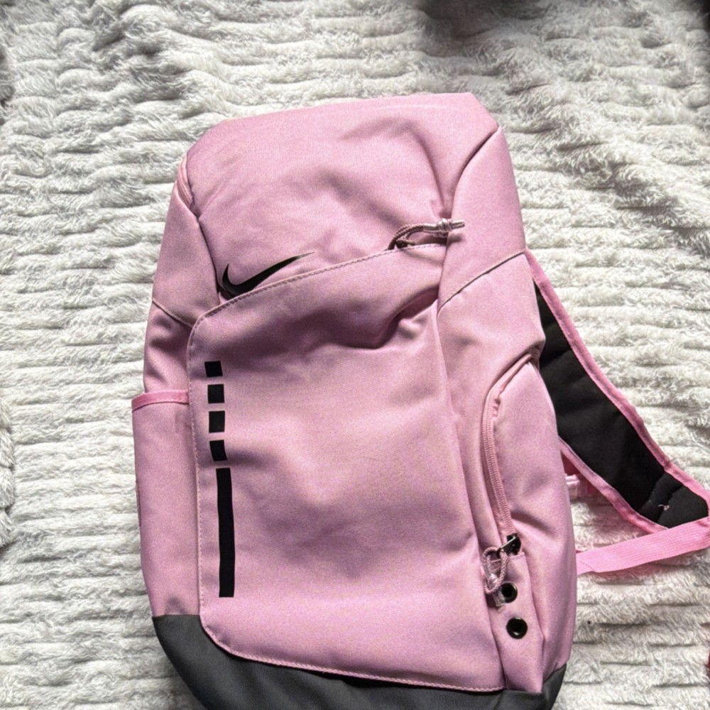 Nike Elite Pink Black Gym Bag Polyester Zip Adjustable Carrying Strap
