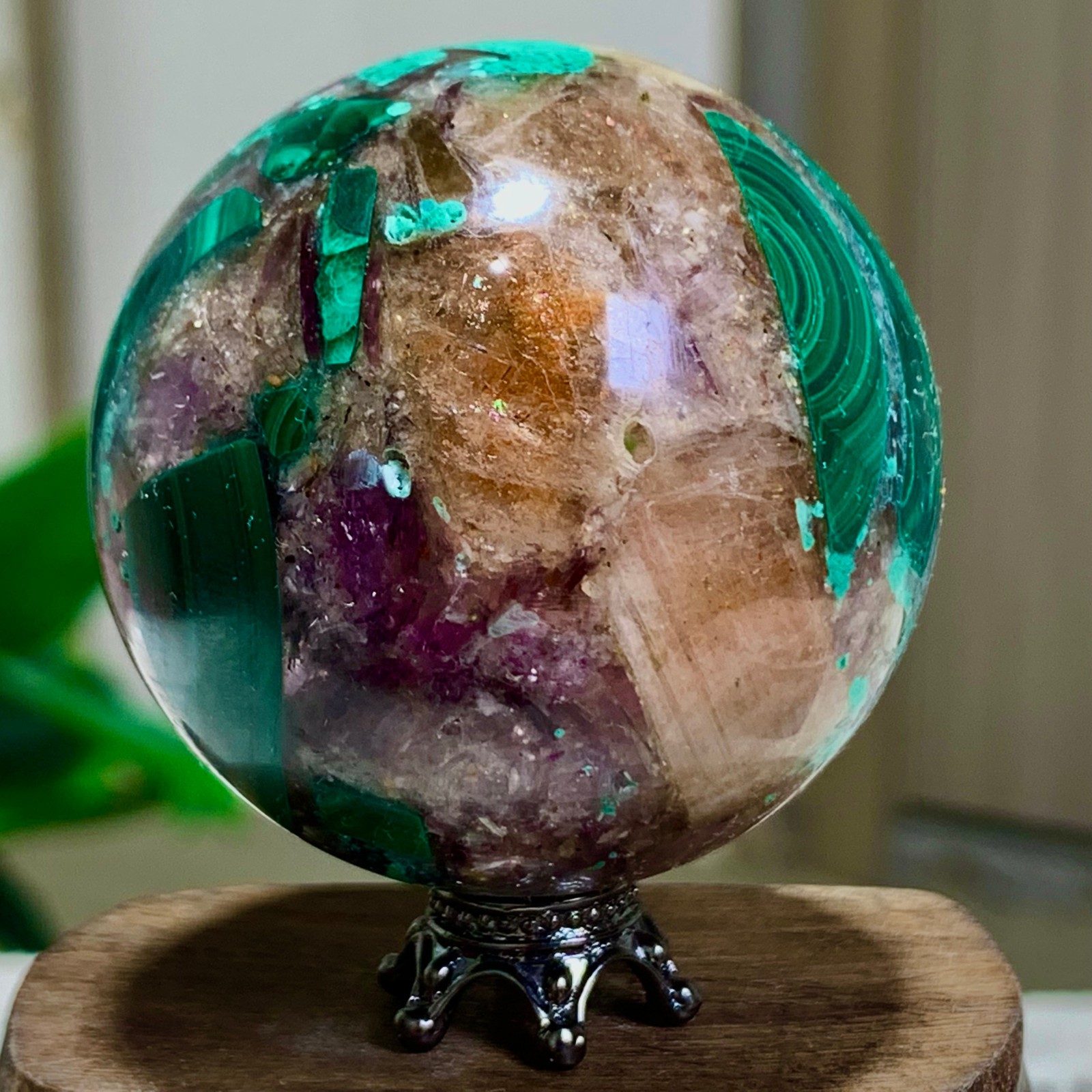 125G Newly discovered rare malachite purple mica symbiotic sphere restoration