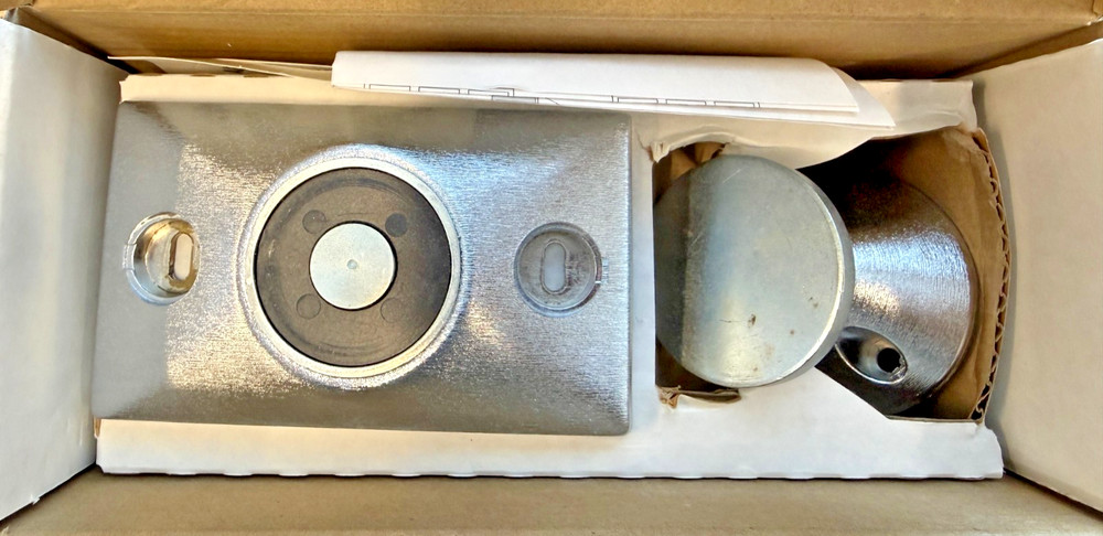 UTC Fire & Security DHS-1224C Electromagnetic Door Holder