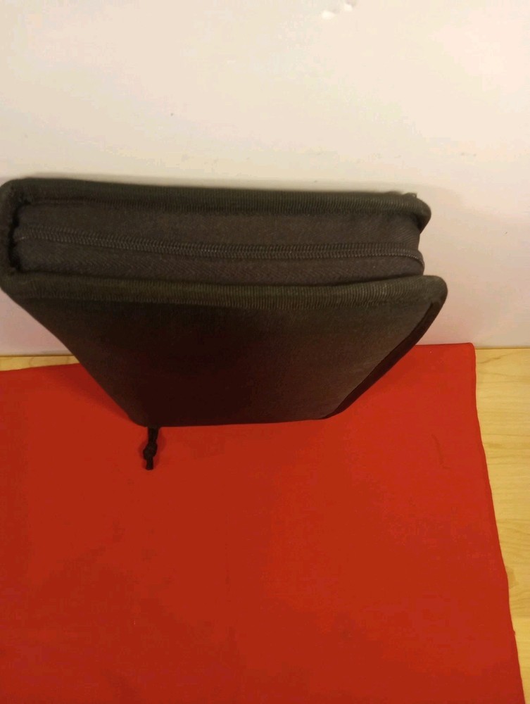 CLICKCASE CD CASE/ HOLDS 24/ FREE SHIPPING
