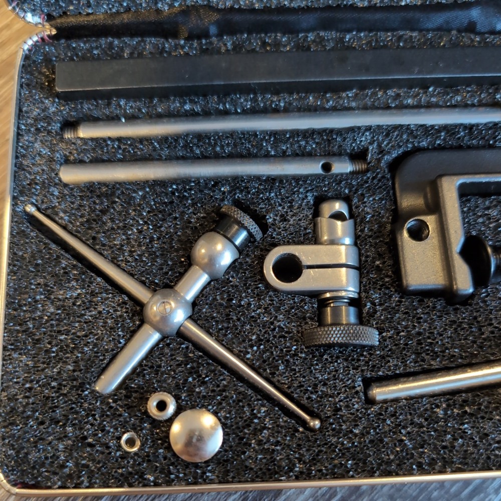 Starrett 196 Dial Indicator Set .001" w/ back plunger