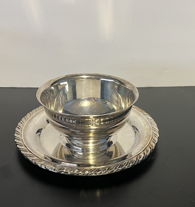 Oneida LTD Silversmiths Bowl W/Attached Dish